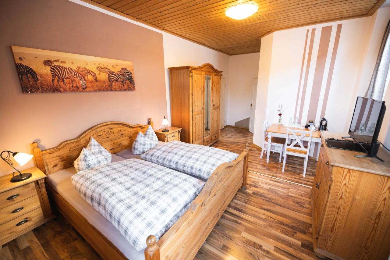 Pension Friedrichshof Bad Klosterlausnitz Exteriör bild